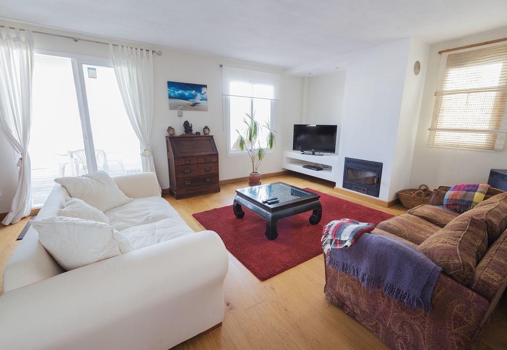 Apartamento Con Terraza Tarifa Ngoại thất bức ảnh