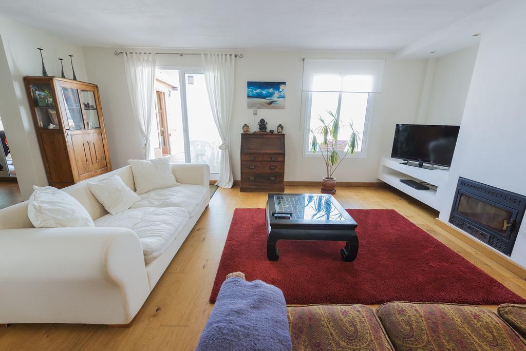 Apartamento Con Terraza Tarifa Ngoại thất bức ảnh